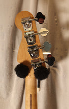 Load image into Gallery viewer, Fender Standard Jazz Bass Fretless Brown Sunburst Rosewood Fretboard Upgraded Active EMG Pickups 2004
