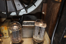 Load image into Gallery viewer, Fender Black Panel Pro Reverb Amp Blackface 2x12" Tube Guitar Combo Amp vintage 1967 LOCAL PICKUP ONLY