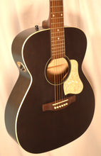 Load image into Gallery viewer, Art & Lutherie 042388 Legacy QIT Faded Black Concert Hall Acoustic Electric B-stock/Store Demo