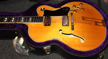 Load image into Gallery viewer, Epiphone Elitist Broadway Natural Hollow Body Electric Guitar with original case 2006 Made in Japan