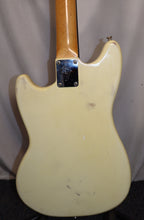 Load image into Gallery viewer, Fender MusicMaster II Olympic White vintage 1966 24" Scale electric guitar