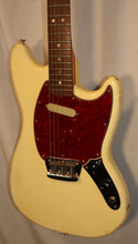 Load image into Gallery viewer, Fender MusicMaster II Olympic White vintage 1966 24" Scale electric guitar