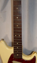 Load image into Gallery viewer, Fender MusicMaster II Olympic White vintage 1966 24" Scale electric guitar