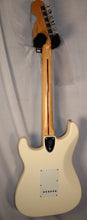 Load image into Gallery viewer, Fender Classic Series 70s Stratocaster Rosewood Fingerboard Olympic White with gig bag used 2003 Made in Mexico
