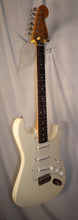 Load image into Gallery viewer, Fender Classic Series 70s Stratocaster Rosewood Fingerboard Olympic White with gig bag used 2003 Made in Mexico