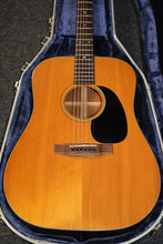 Load image into Gallery viewer, Martin D-18 Dreadnought Acoustic Guitar with original case Vintage 1970 D18