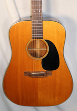 Load image into Gallery viewer, Martin D-18 Dreadnought Acoustic Guitar with original case Vintage 1970 D18