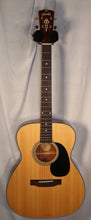 Load image into Gallery viewer, Blueridge Contemporary Series 000 Acoustic Guitar with gig bag used