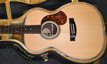 Load image into Gallery viewer, Maton ER90 Traditional Natural Acoustic Electric Guitar with case Open Box / B-Stock