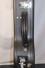 Load image into Gallery viewer, Hofner H500/1-63-AR-0 Artist Series Violin Bass Sunburst Made in Germany with hard case COA candy B-stock s/n A1121H044