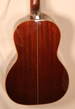 Load image into Gallery viewer, Huss and Dalton 00-SP Custom Parlor Acoustic Guitar with tweed case 2009 Recently Setup