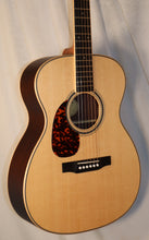 Load image into Gallery viewer, Larrivee OM-40R Left-Handed Spruce Top Rosewood Back & Sides Acoustic Guitar with case NEW Lefty
