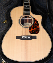 Load image into Gallery viewer, Larrivee Legacy Series OMV-40RE (Stagepro Element) Indian Rosewood Back & Sides Cutaway Acoustic Electric with case NEW