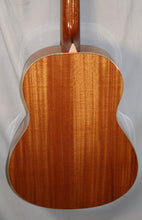 Load image into Gallery viewer, Larrivee L-05 Select Series Mahogany Back & Sides Spruce Top Gloss Finish Acoustic Guitar with case B-stock - Natural Gloss
