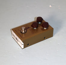 Load image into Gallery viewer, J. Rockett Audio Designs Archer IKon Overdrive guitar effect used