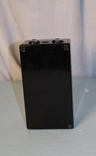 Load image into Gallery viewer, Interstellar Audio Machines Octonaut Hyperdrive Transparent Overdrive guitar effect used