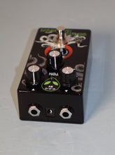 Load image into Gallery viewer, Interstellar Audio Machines Octonaut Hyperdrive Transparent Overdrive guitar effect used