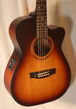 Load image into Gallery viewer, Maton SRS808C-TSB Solid Road Series Cutaway Tobacco Sunburst Satin Finish with case NEW