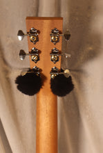 Load image into Gallery viewer, Larrivee OO‐40R Legacy Series Indian Rosewood Back & Sides Acoustic Guitar with case B-stock