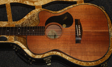 Load image into Gallery viewer, Maton Blackwood Series EBW808C Cutaway Acoustic Electric Guitar with case B-stock