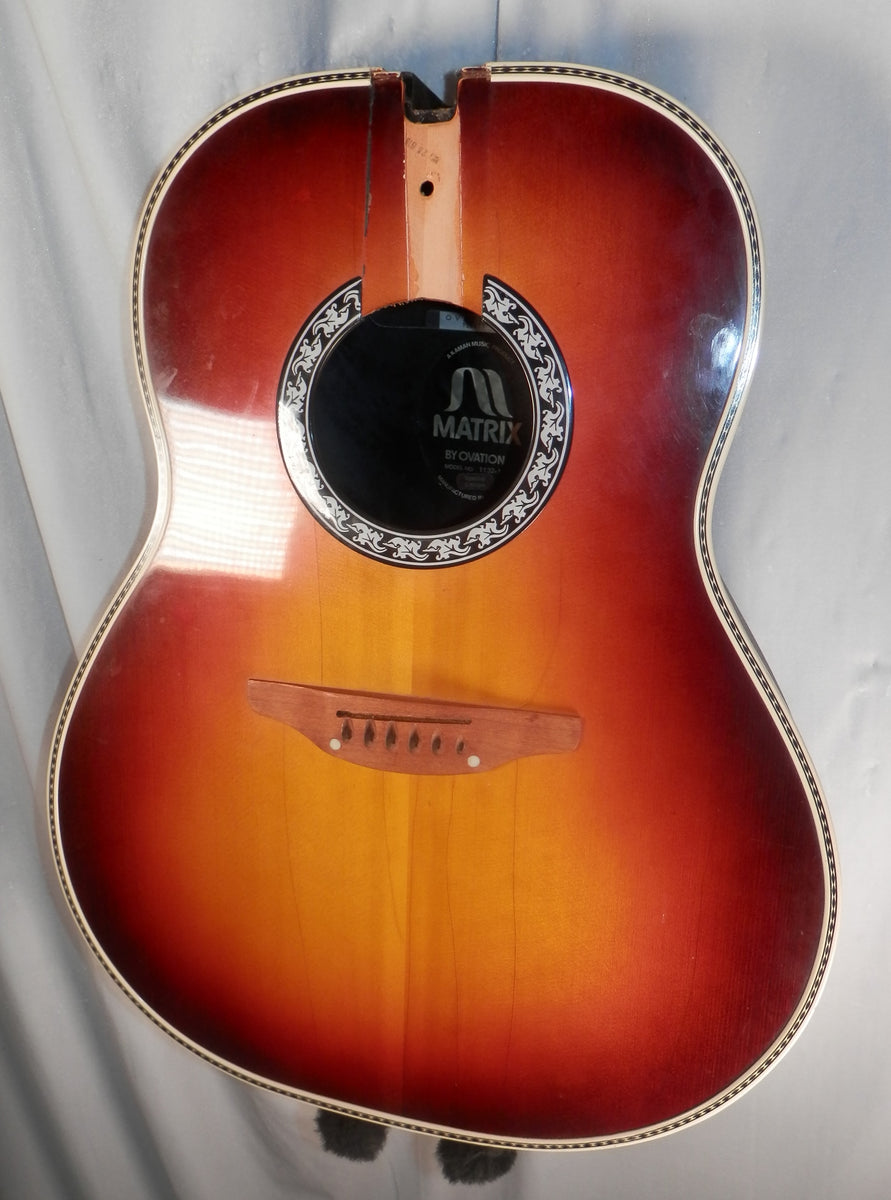 Ovation Matrix ギター ハードケース付き