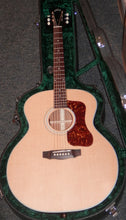 Load image into Gallery viewer, Guild USA F-40E Natural Satin Jumbo Acoustic Electric