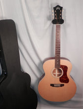 Load image into Gallery viewer, Guild USA F-40E Natural Satin Jumbo Acoustic Electric