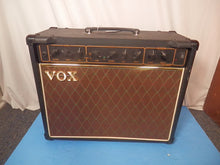 Load image into Gallery viewer, Vox VR30R Valve Reactor VR30 Reverb Hybrid Guitar Combo Amp used