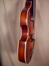 Load image into Gallery viewer, Hofner Violin "Beatle Bass" Tobacco Sunburst Finish with original hard case Made in Germany vintage