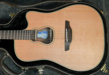 Load image into Gallery viewer, Takamine Signature Series Garth Brooks GB7C Dreadnought Cutaway Acoustic Electric with case new