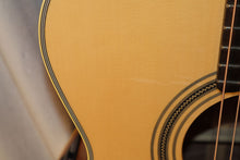 Load image into Gallery viewer, Maton EBG808TE EBG-808 Tommy Emmanuel Acoustic Electric Guitar with hard case (s/n 33240-2EJ) B-stock / Store Demo