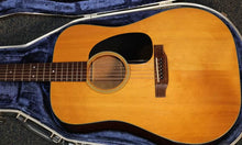 Load image into Gallery viewer, Martin D-18 Dreadnought Acoustic Guitar with original case Vintage 1970 D18