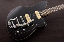 Load image into Gallery viewer, Reverend Jetstream 290 w/ Bigsby Midnight Black Electric Guitar NEW