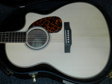 Load image into Gallery viewer, Larrivee LV-03 Bhilwara w/ Moon Spruce & Stage Pro Element Venetian Cutaway Acoustic Electric Satin Natural Finish with case New