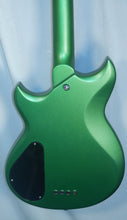 Load image into Gallery viewer, Reverend Signature Series Mike Watt Wattplower Mark II Satin Emerald Green Short Scale Bass with case New