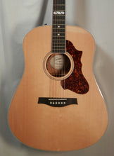 Load image into Gallery viewer, Godin 047925 Metropolis LTD Natural HG EQ