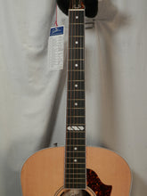 Load image into Gallery viewer, Godin 047925 Metropolis LTD Natural HG EQ