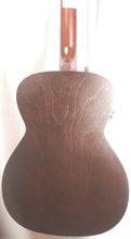 Load image into Gallery viewer, Art & Lutherie 042388 Legacy QIT Faded Black Concert Hall Acoustic Electric