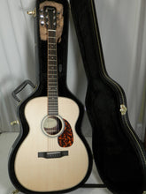 Load image into Gallery viewer, Larrivee OM-03-RW-0 Indian Rosewood Back & Sides Natural Satin Finish with case