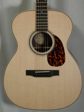Load image into Gallery viewer, Larrivee OM-03-RW-0 Indian Rosewood Back & Sides Natural Satin Finish with case