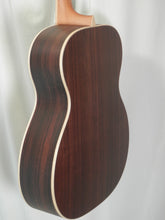 Load image into Gallery viewer, Larrivee OM-03-RW-0 Indian Rosewood Back & Sides Natural Satin Finish with case