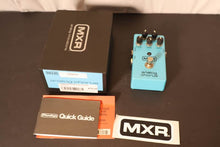 Load image into Gallery viewer, MXR M234 Analog Chorus guitar effect pedal used
