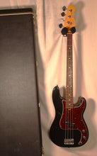 Load image into Gallery viewer, Fender 50th Anniversary American Standard Precision Bass Rosewood Black 1996
