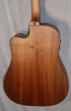 Load image into Gallery viewer, Maton Solid Road Series SRS70C Natural Satin Finish Dreadnought Cutaway Acoustic Electric with case NEW
