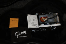 Load image into Gallery viewer, Gibson Les Paul Classic Cherry Sunburst with case 2023
