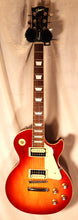 Load image into Gallery viewer, Gibson Les Paul Classic Cherry Sunburst with case 2023
