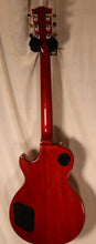 Load image into Gallery viewer, Gibson Les Paul Classic Cherry Sunburst with case 2023
