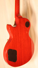 Load image into Gallery viewer, Gibson Les Paul Classic Cherry Sunburst with case 2023
