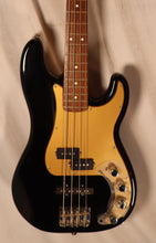 Load image into Gallery viewer, Fender Black Deluxe P-Bass Special Active 4-string electric bass Made in Mexico 2008
