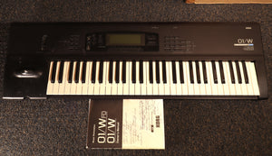 Korg 01/W Keyboard Synthesizer Workstation with manual used